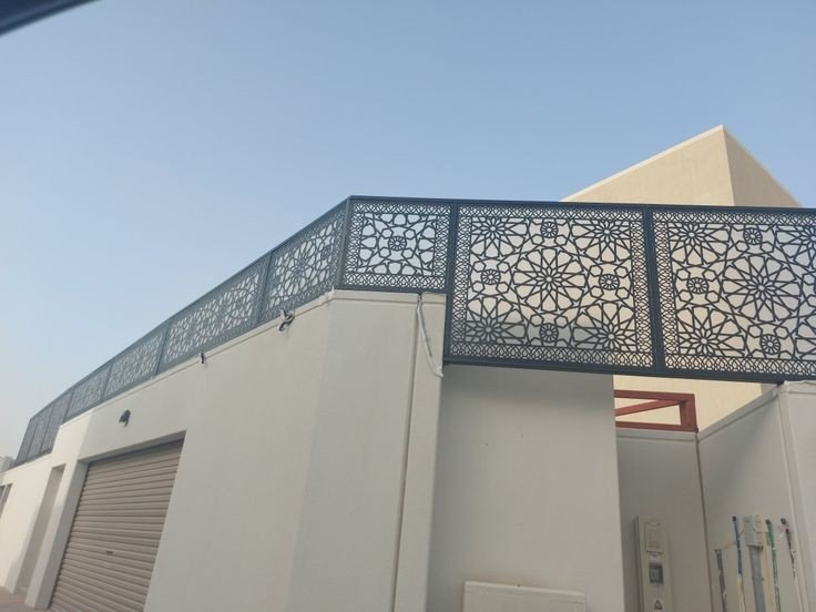 مزايا السواتر الحديدية