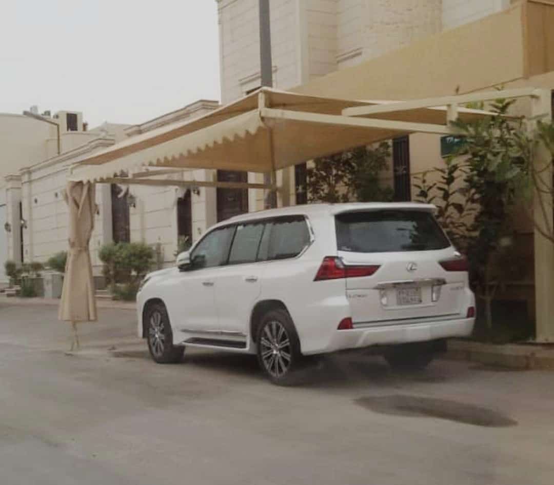 مظلات السيارات الخارجية